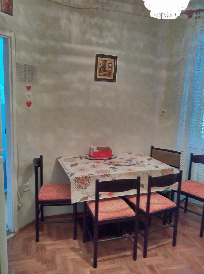 Apartment Filip Vrbnik Esterno foto
