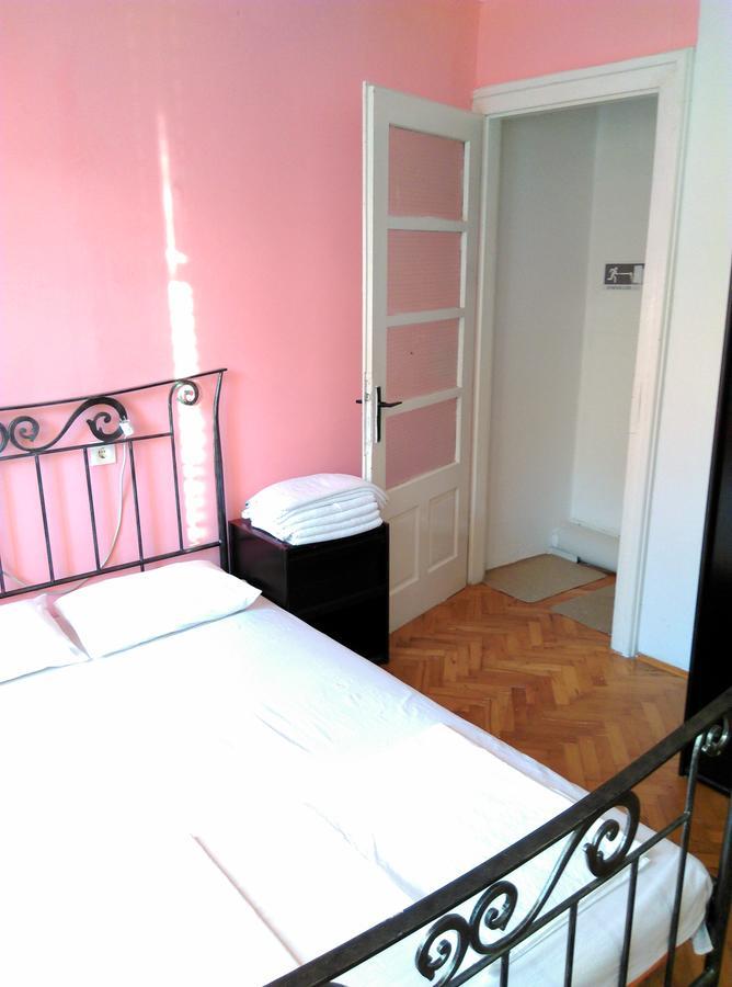 Apartment Filip Vrbnik Esterno foto